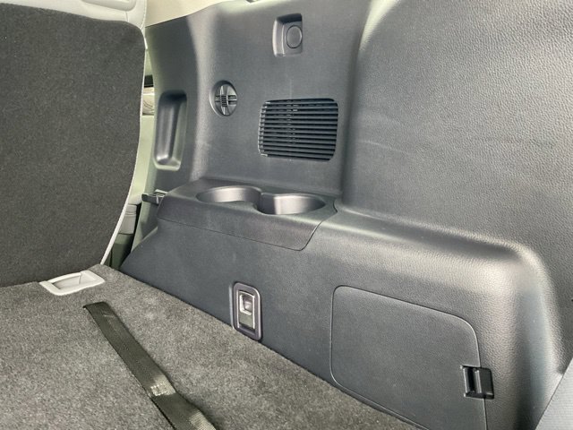 Used 2024 Toyota Highlander Limited AWD/4WD image 12