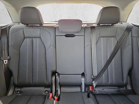 New 2025 Audi Q5 Premium Plus image 15