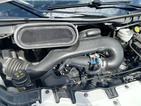 Used 2019 Ford Transit 150 XLT image 20