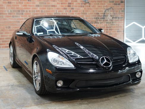 Used 2007 Mercedes-Benz SLK 55 AMG image 6