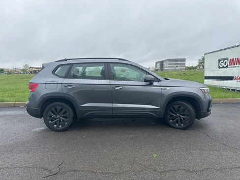 Used 2022 Volkswagen Taos S w/ IQ Drive S Package FWD image 10