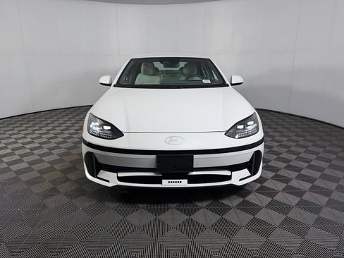 Used 2025 Hyundai Ioniq 6 SEL RWD image 5