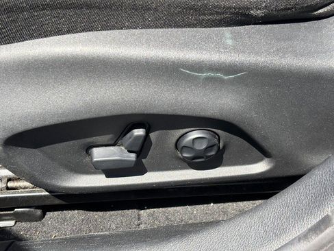 Used 2017 Jeep Compass Latitude w/ Popular Equipment Group AWD/4WD image 15