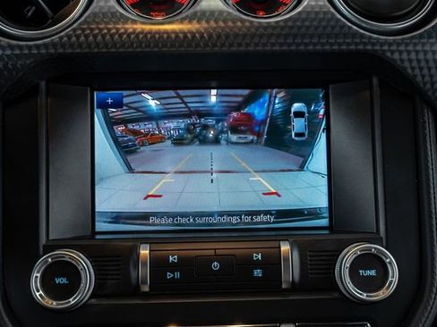 Used 2019 Ford Mustang GT w/ Equipment Group 301A RWD image 30