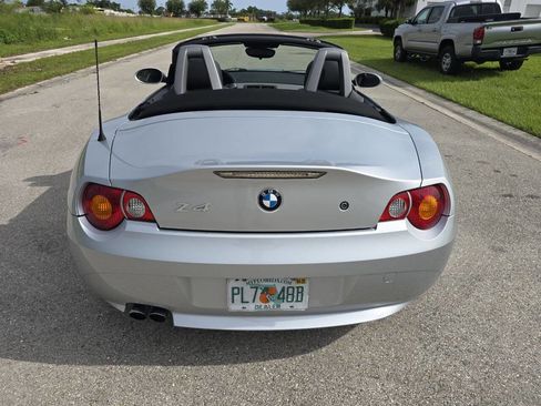 Used 2003 BMW Z4 3.0i image 5