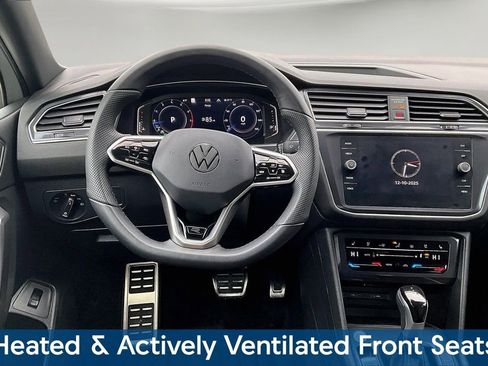 Used 2024 Volkswagen Tiguan SEL R-Line image 10