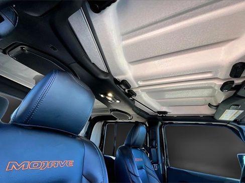 Used 2022 Jeep Gladiator Mojave w/ LED Lighting Group image 17