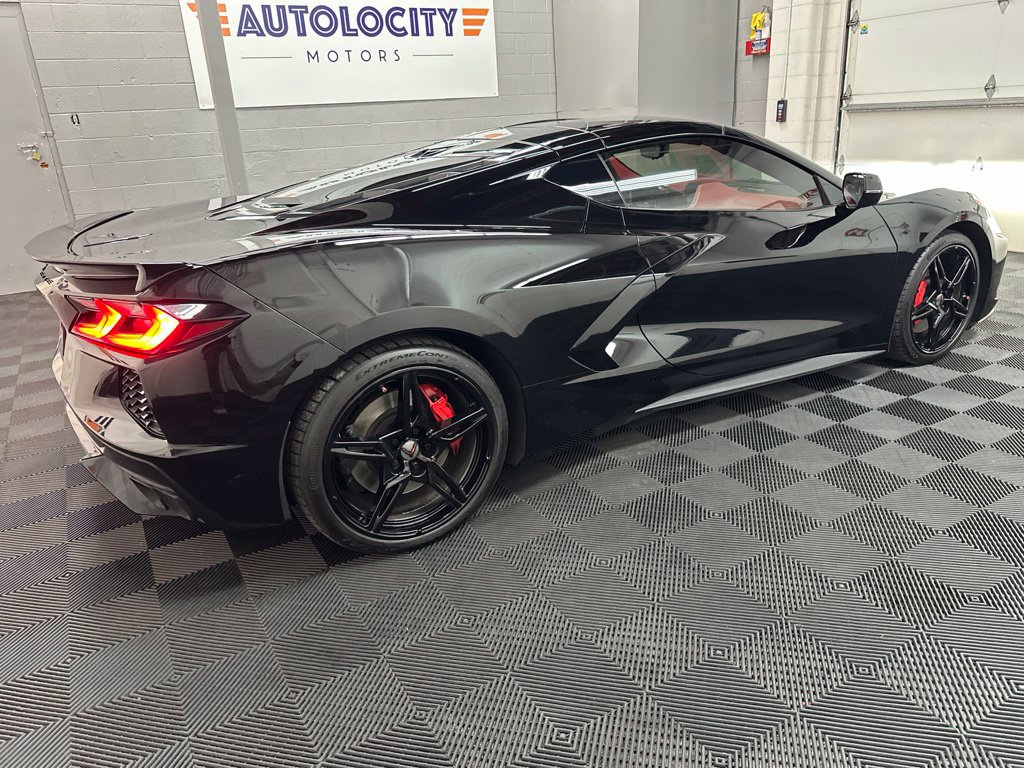 Used 2023 Chevrolet Corvette Stingray Premium Cpe w/ Z51 Performance Package RWD image 11