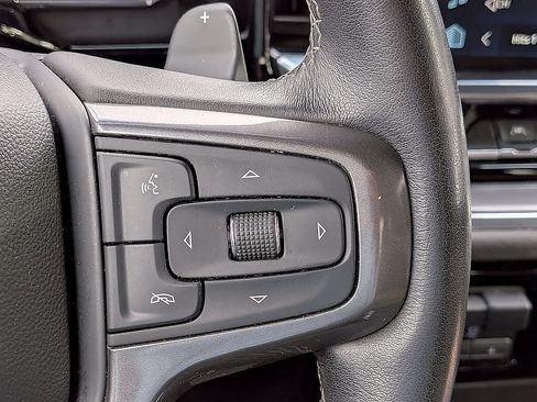Certified 2025 Chevrolet Silverado 1500 High Country AWD/4WD image 46