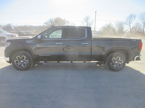 New 2026 GMC Sierra 1500 SLT w/ SLT Premium Plus Package image 10