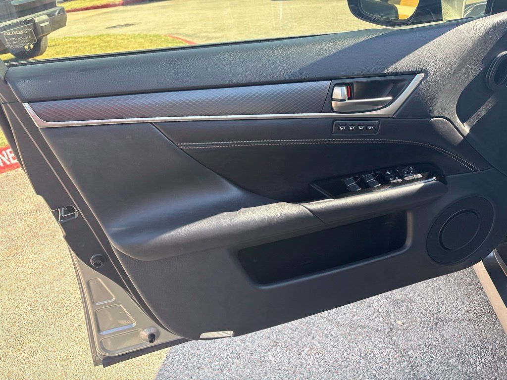 Used 2018 Lexus GS 350 F Sport RWD image 11
