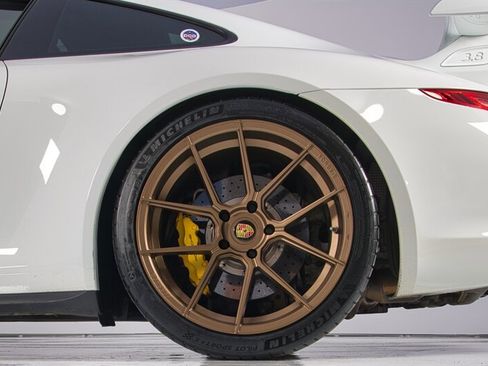 Used 2014 Porsche 911 Carrera 4S image 8