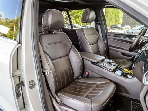 Used 2018 Mercedes-Benz GLS 450 4MATIC w/ Premium Package image 43