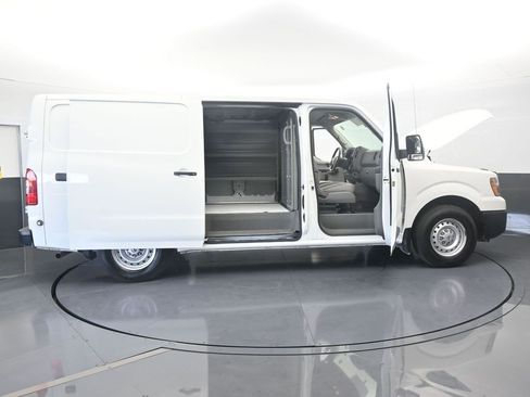 Used 2020 Nissan NV 1500 S image 68