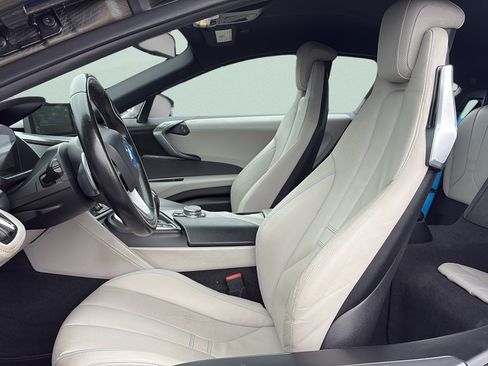Used 2015 BMW i8 AWD/4WD image 8