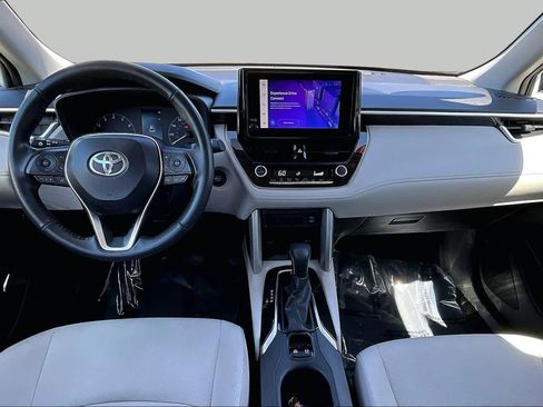 Used 2024 Toyota Corolla Cross LE AWD/4WD image 15