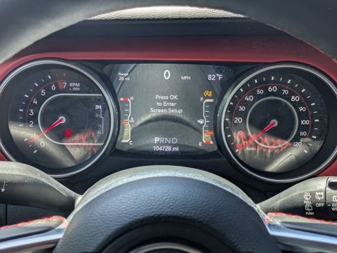 Used 2018 Jeep Wrangler Unlimited Rubicon w/ Safety Group AWD/4WD image 15