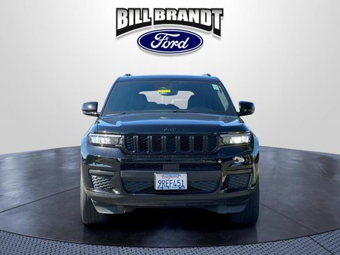 Used 2023 Jeep Grand Cherokee L Laredo AWD/4WD image 8