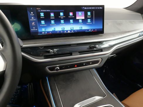 Used 2026 BMW X7 xDrive40i w/ Executive Package AWD/4WD image 53