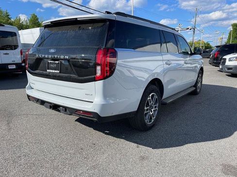 Certified 2025 Ford Expedition Max Active AWD/4WD image 3