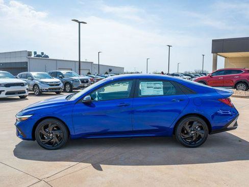 New 2026 Hyundai Elantra Sport FWD image 8