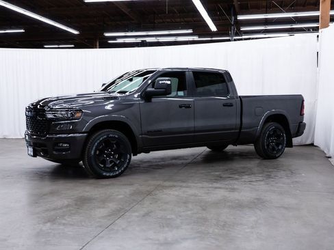 New 2026 RAM 1500 Big Horn AWD/4WD image 3