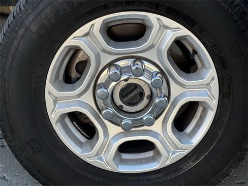 Used 2025 Ford F250 XLT image 9