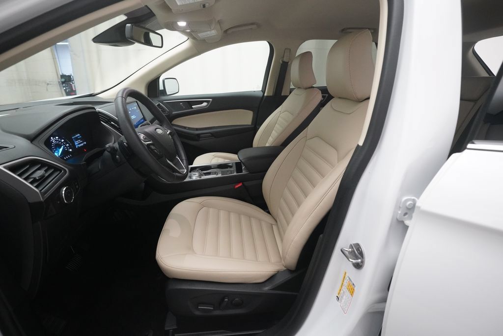 Used 2024 Ford Edge SEL w/ Convenience Package AWD/4WD image 7