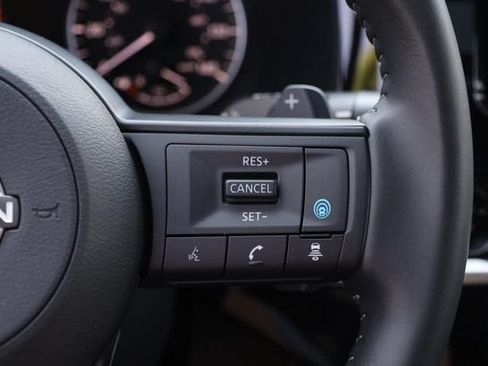 Certified 2025 Nissan Pathfinder SV w/ SV Premium Package FWD image 15