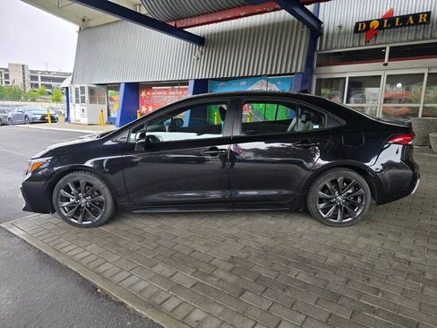 Used 2024 Toyota Corolla XSE FWD image 8