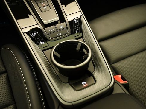 New 2026 Porsche 911 Carrera RWD image 33