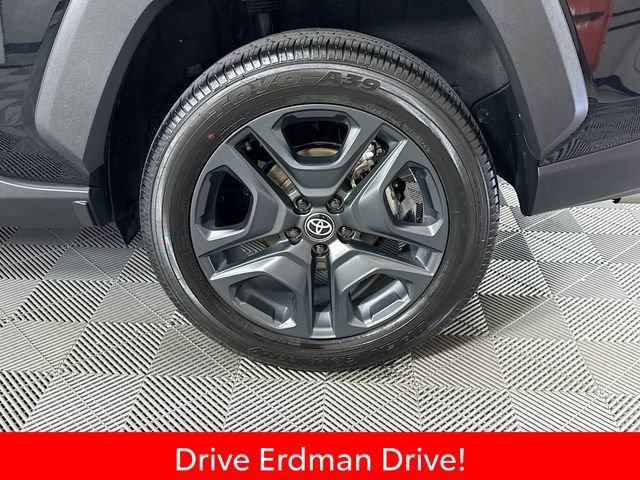 Used 2024 Toyota RAV4 Adventure AWD/4WD image 4