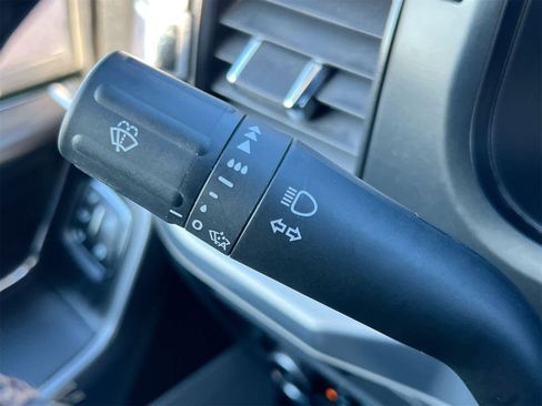 Used 2025 Ford F150 Lariat w/ Equipment Group 502A High image 25