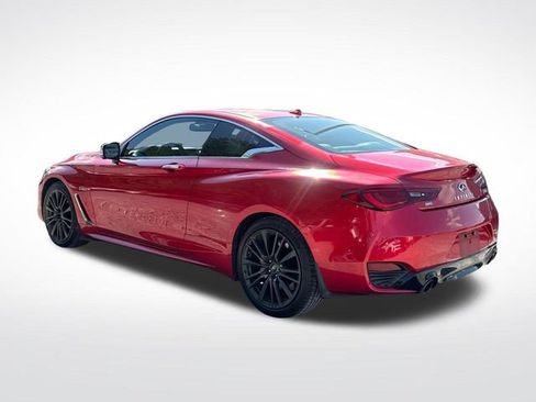 Used 2017 INFINITI Q60 Red Sport 400 AWD/4WD image 3