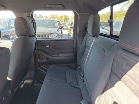 Used 2023 Nissan Frontier PRO-4X w/ Technology Package image 28