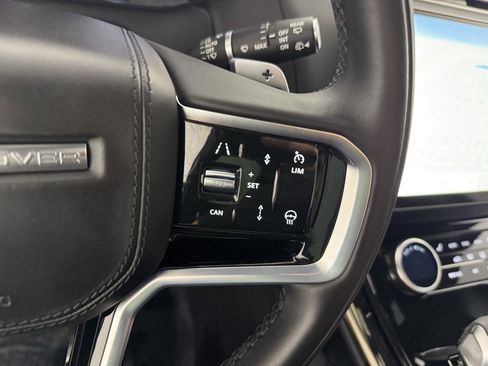 Used 2023 Land Rover Range Rover Sport SE image 17