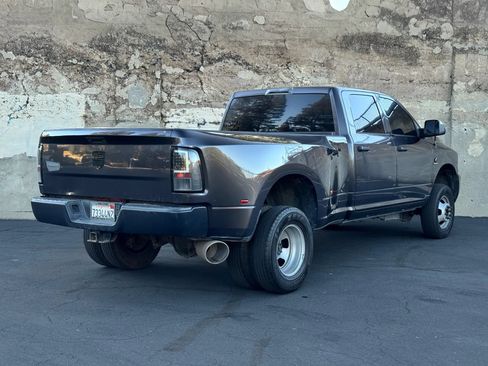 Used 2018 RAM 3500 Tradesman w/ Popular Equipment Group AWD/4WD image 4