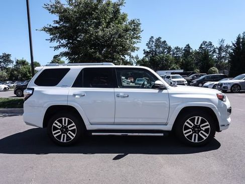 Used 2017 Toyota 4Runner Limited AWD/4WD image 7