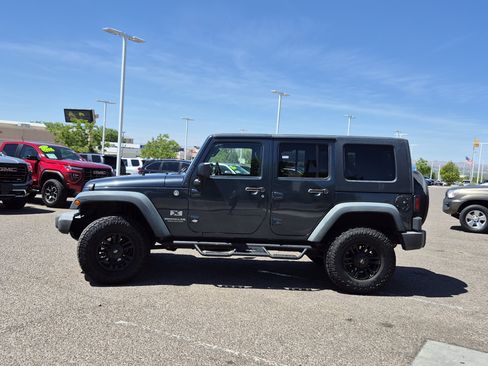 Used 2008 Jeep Wrangler X image 2