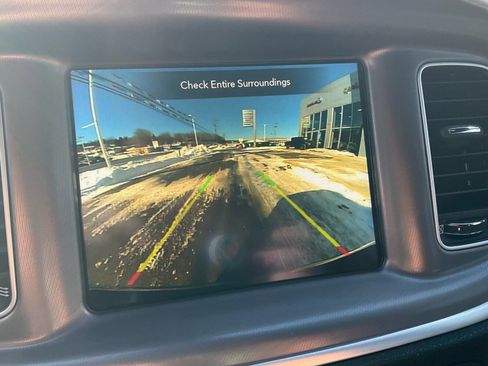 Used 2022 Dodge Charger GT image 9