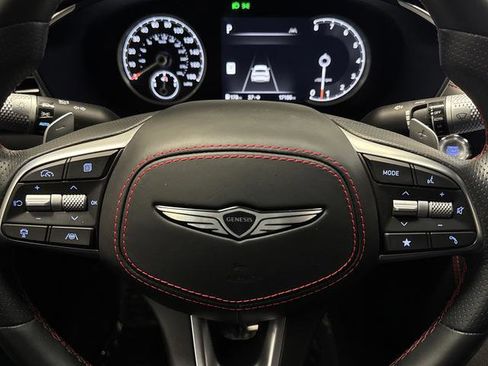 Used 2024 Genesis G70 3.3T Advanced w/ Sport Prestige Package image 17