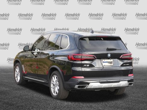 Certified 2022 BMW X5 xDrive45e image 7