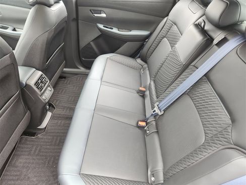 New 2026 Nissan Leaf Platinum+ image 21