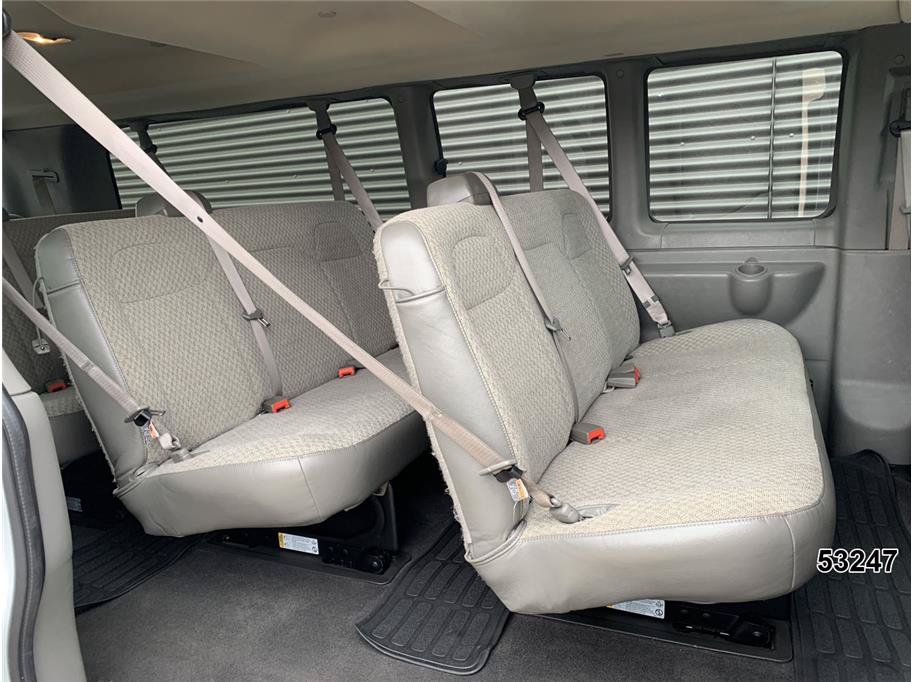 Used 2025 Chevrolet Express 3500 LS RWD image 23