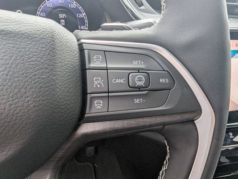 New 2026 Jeep Grand Cherokee Limited RWD image 22