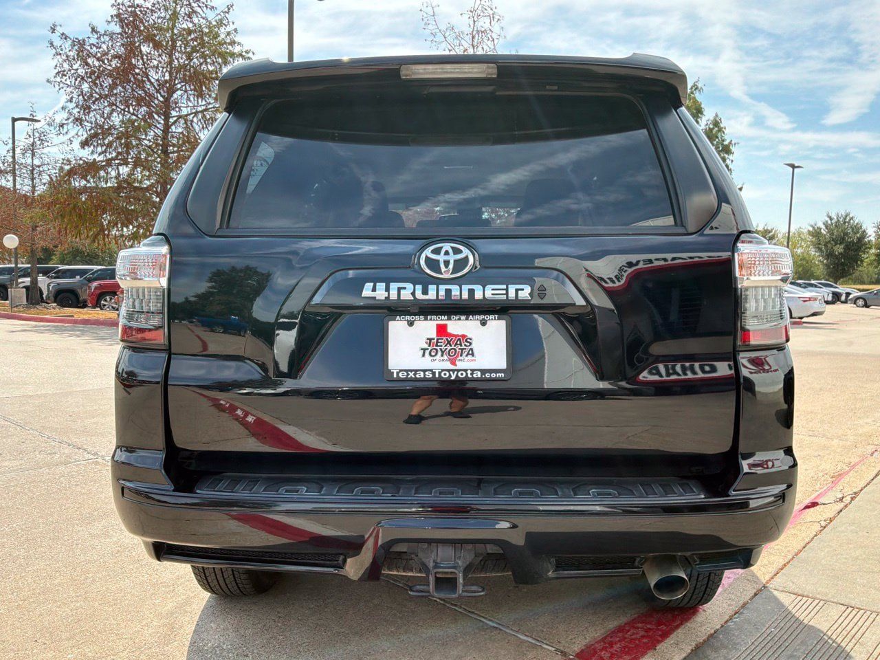 Used 2024 Toyota 4Runner TRD Sport AWD/4WD image 7
