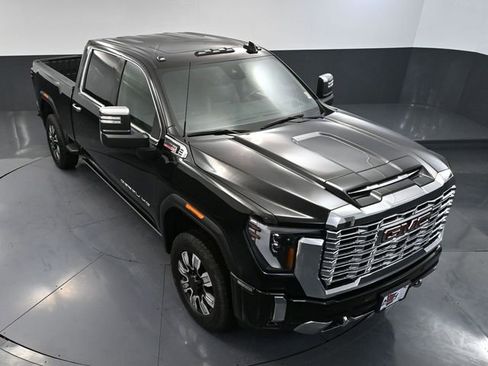 Used 2024 GMC Sierra 2500 Denali w/ Denali Reserve Package image 69