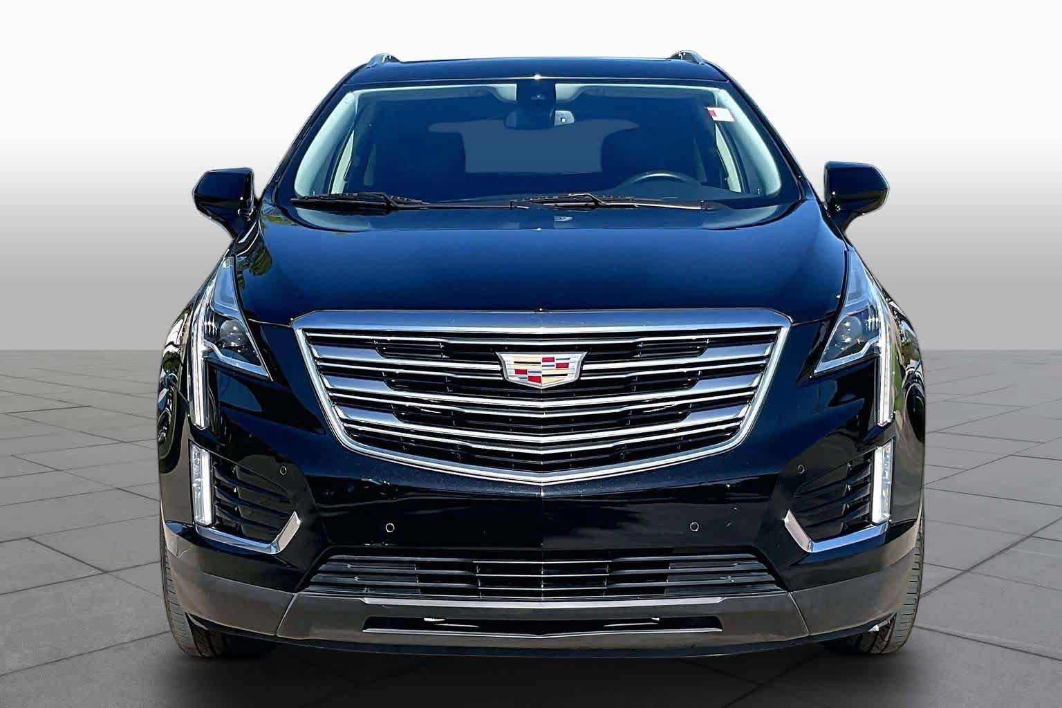 Used 2019 Cadillac XT5 Premium Luxury AWD/4WD image 4