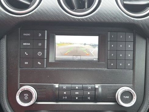 Used 2019 Ford Mustang Coupe image 25