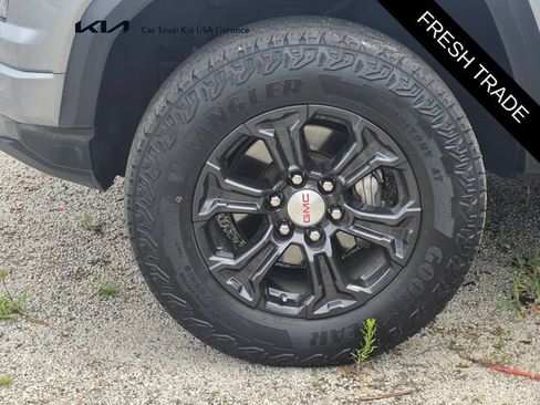 Used 2023 GMC Canyon Elevation w/ Convenience Package AWD/4WD image 6